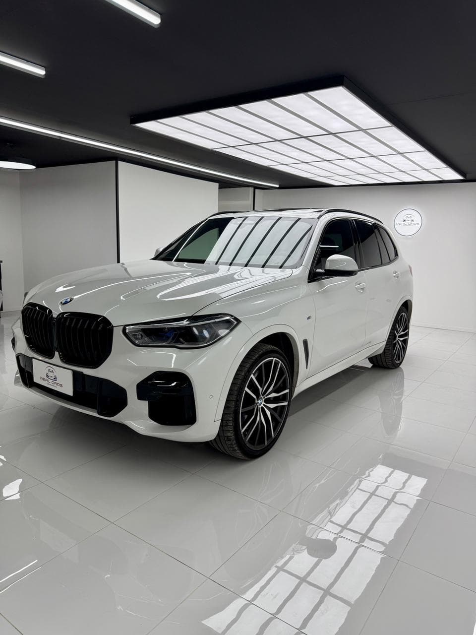 BMW X5M50 2023