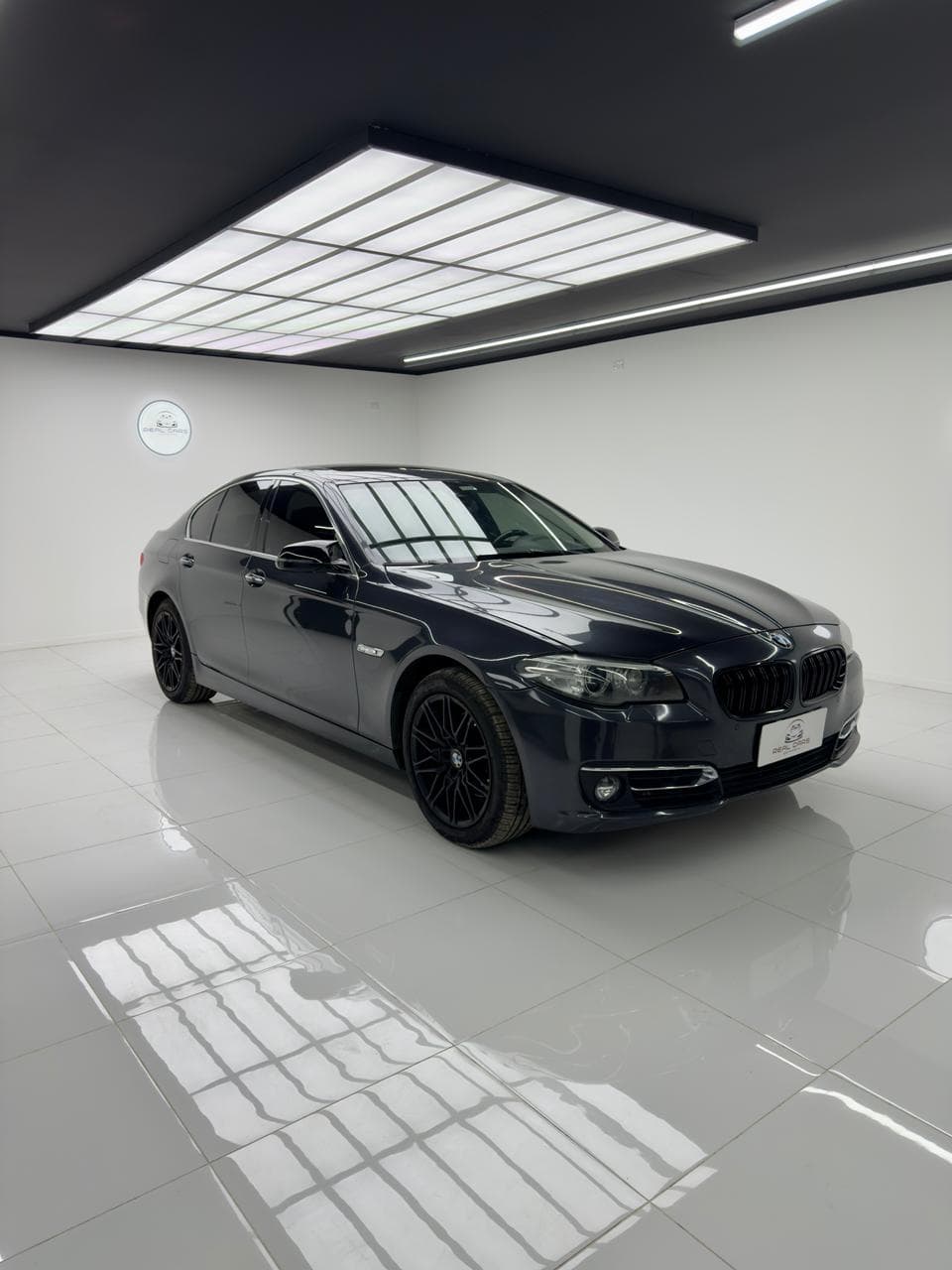 BMW 528i - miniatura 2