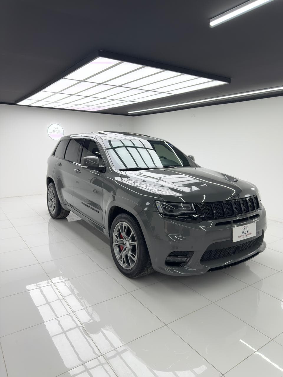 JEEP GRAND CHEROKEE SRT - vista 1