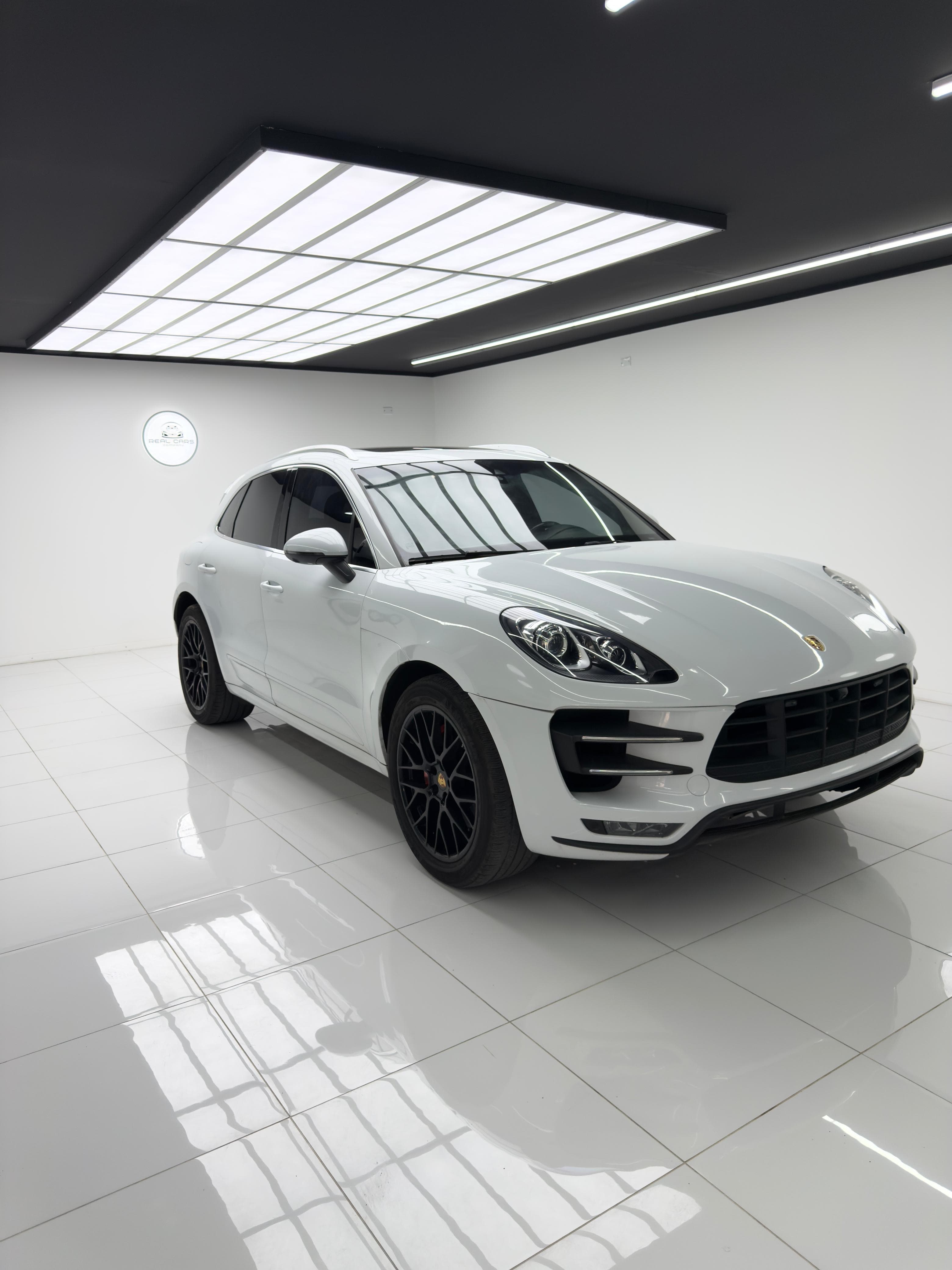 Porsche Macan Turbo 2018
